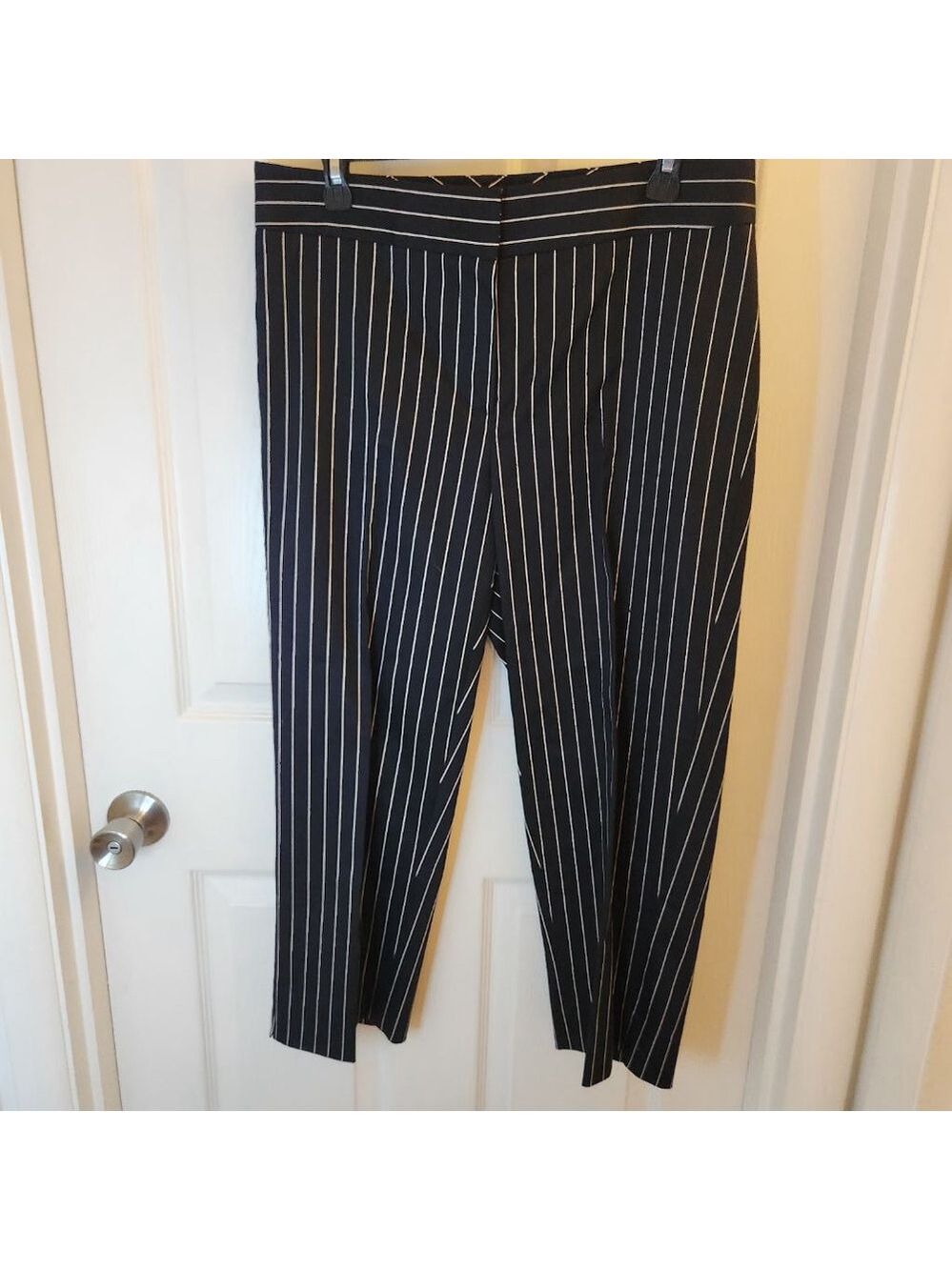 Oscar de la Renta Navy Blue Pinstripe Embroidered Floral Pantsuit Sz: 10 cotton - Picture 6 of 14